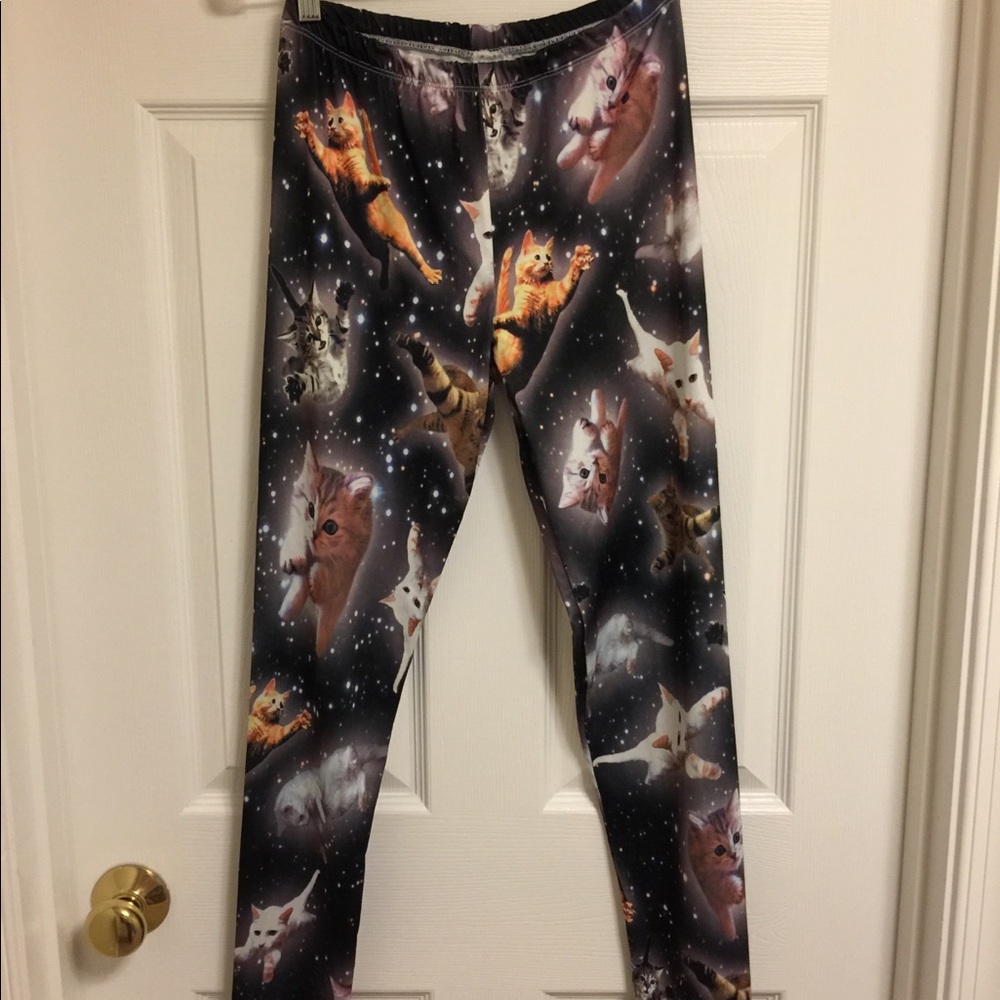 CAT GALAXY LEGGINGS - MEDIUM